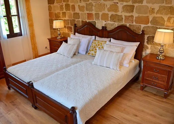 Ellique 4* עיר רודוס