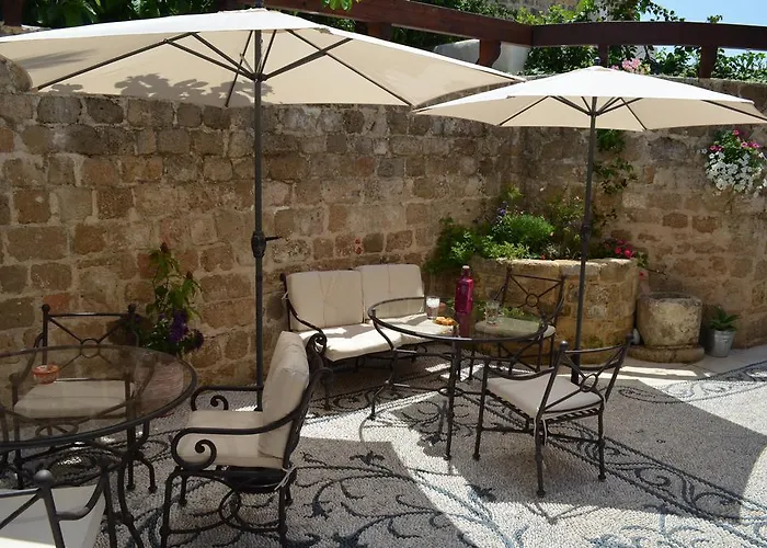 Ellique 4* עיר רודוס